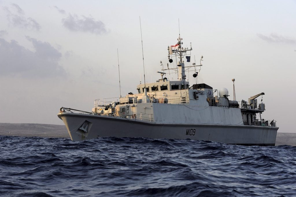 HMS Bangor - minehunter RN