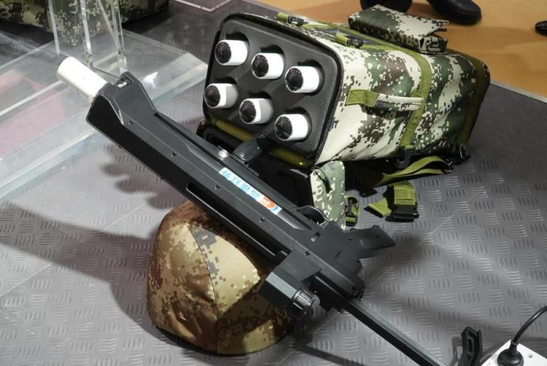 Chinese QN-202 Handheld Missile Launcher 768