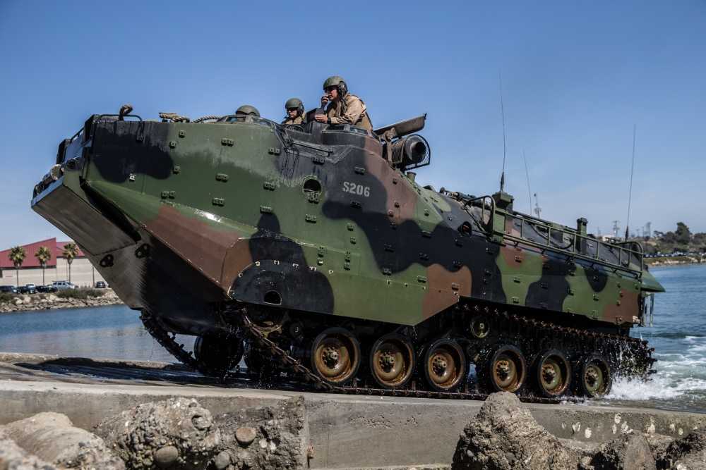 U.S. Marines with the Assault Amphibian School, recover an AAV-P7/A1 on Camp Pendleton, Calif., April 9, 2018. (U.S. Marine Corps photo by Lance Cpl. Dalton Swanbeck)