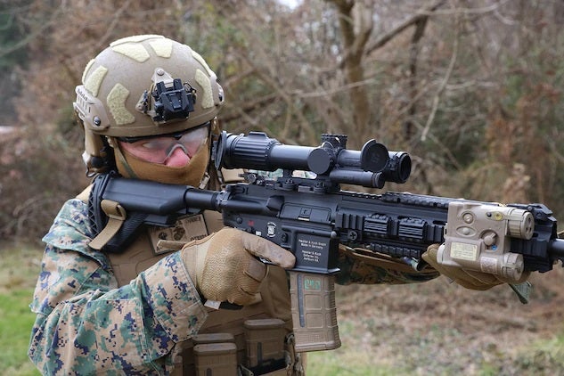 Marine Corps Snipers Test New Rifle > Marine Corps Systems Command > News  Article Display