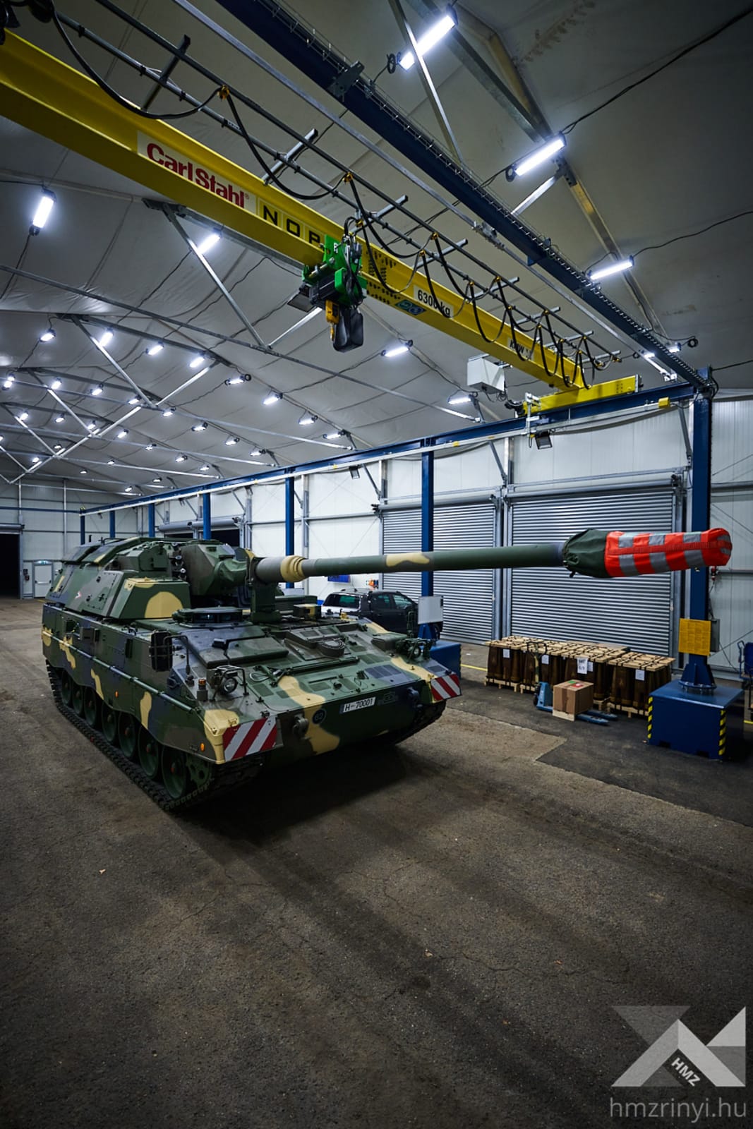 Hungary Receives First Two 155-mm 52 Caliber PzH 2000 Self-Propelled ...
