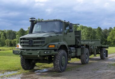 A Mercedes-Benz Zetros of the type offered to the Canadian Armed Forces under the Logistics Vehicle Modernization project (GDLS Canada/Manac)